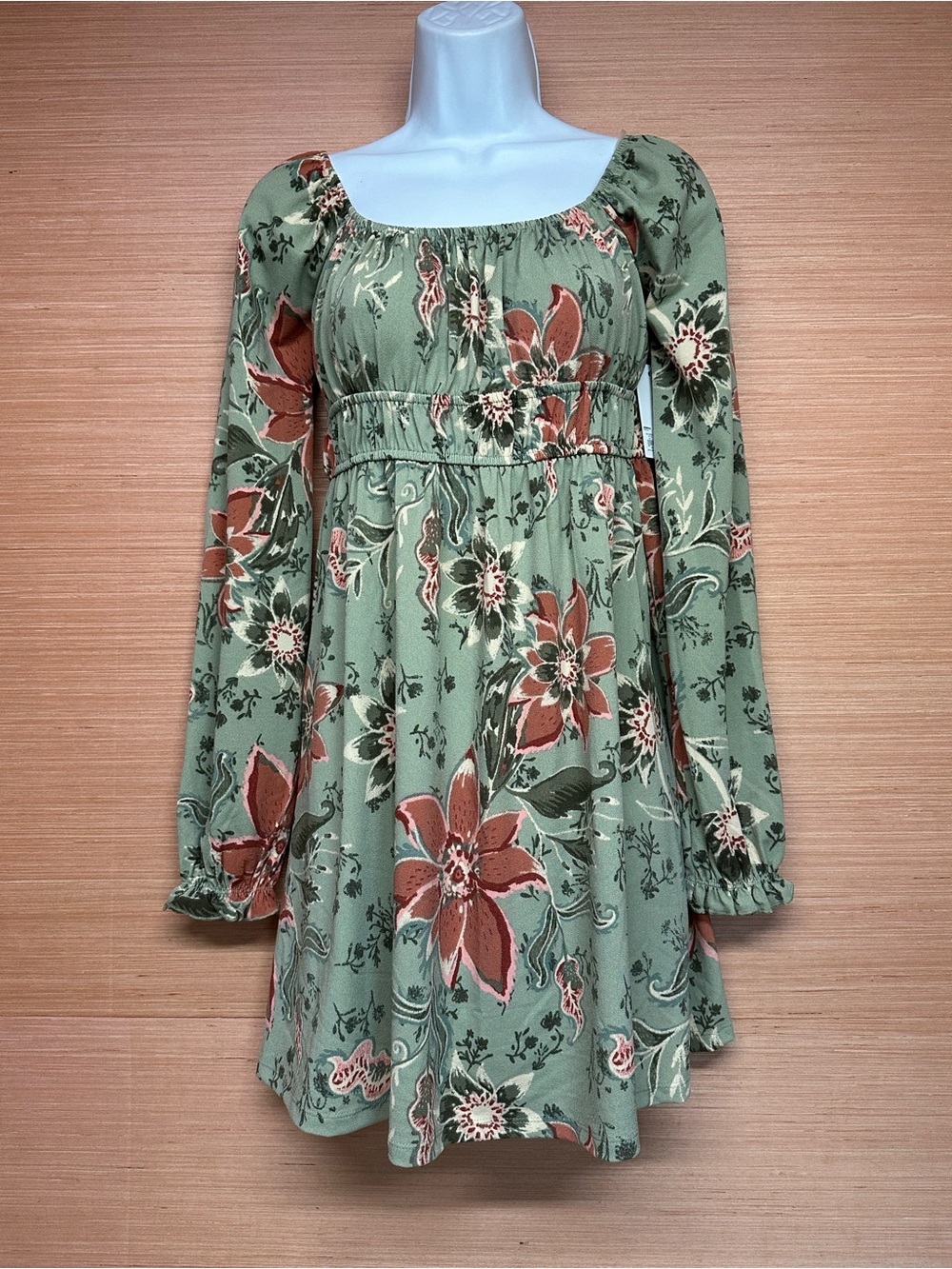 SO from Kohl's Short Green Mauve Floral Dress Long Sleeves Women's Size X-Small